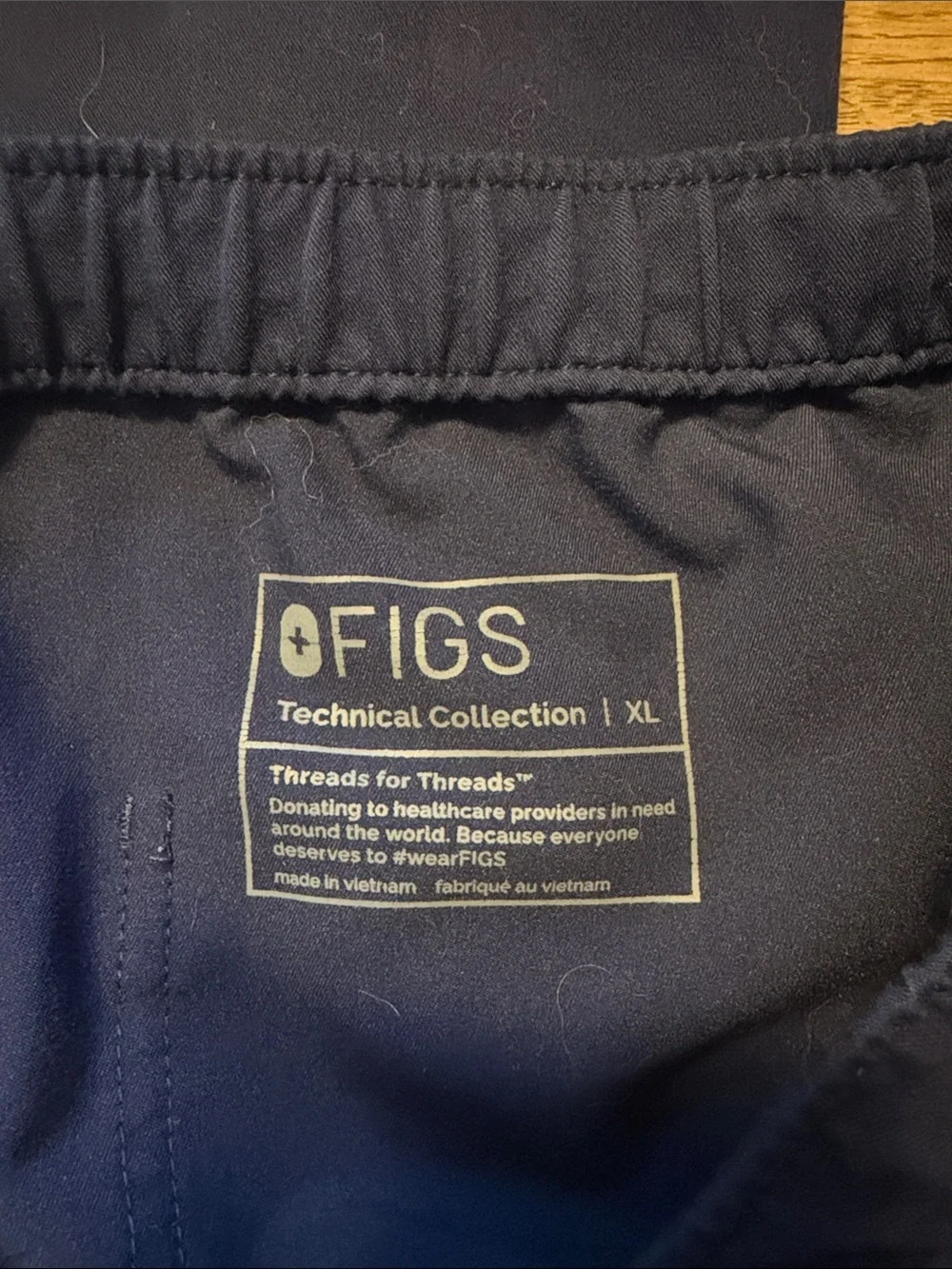 Men's Navy Cairo Cargo Scrub pants - FIGS